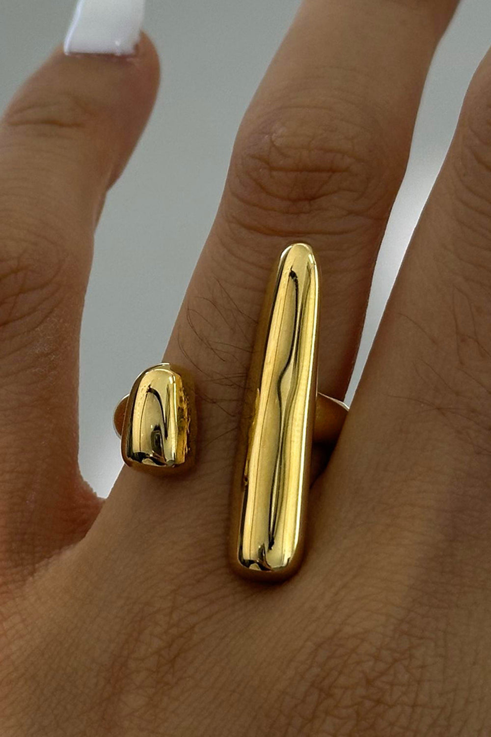 Metallic Sheen Fashionable Asymmetric Open Rings