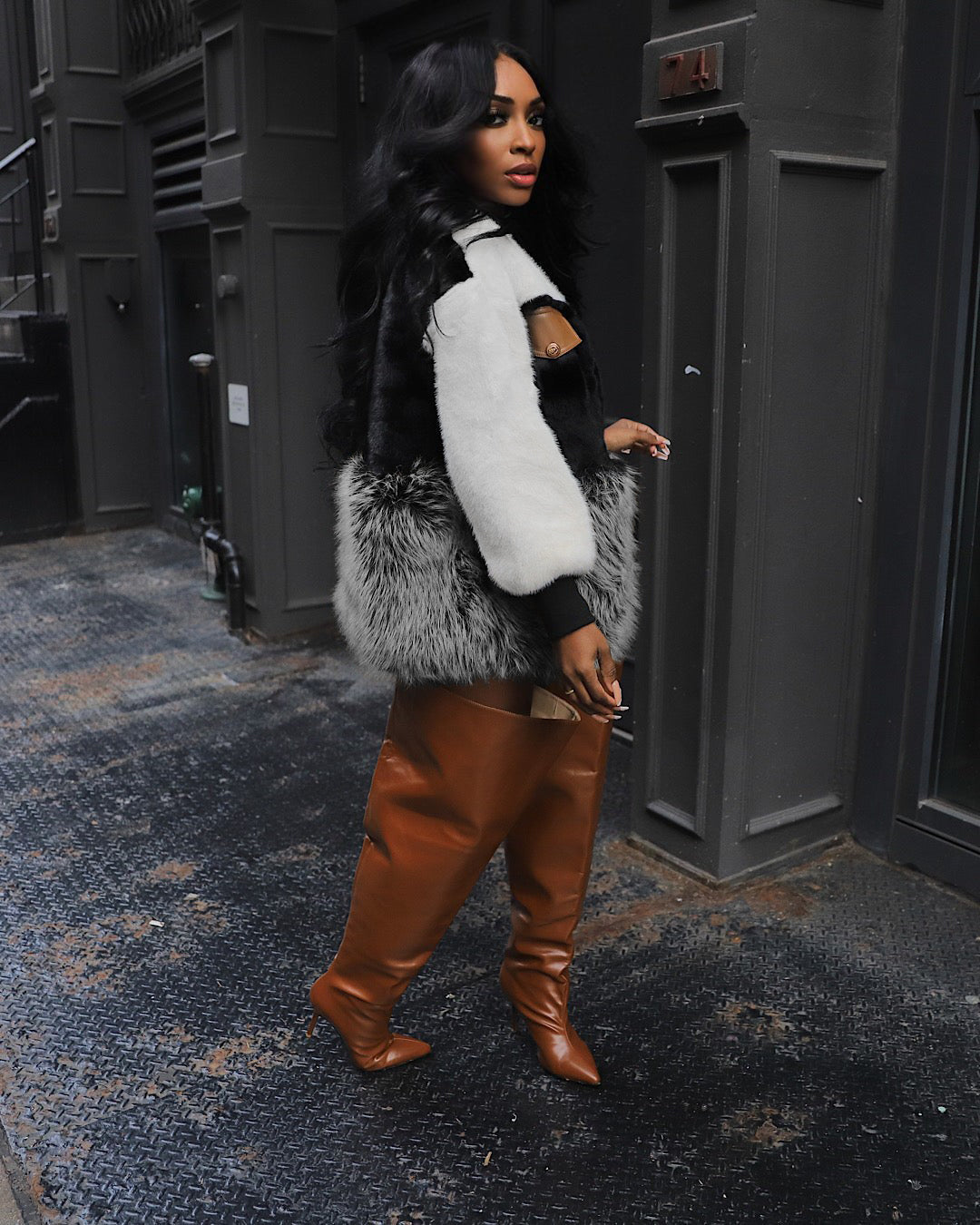 Colorblock Fuzzy Faux Fur Patchwork Long Sleeve Jacket-Black