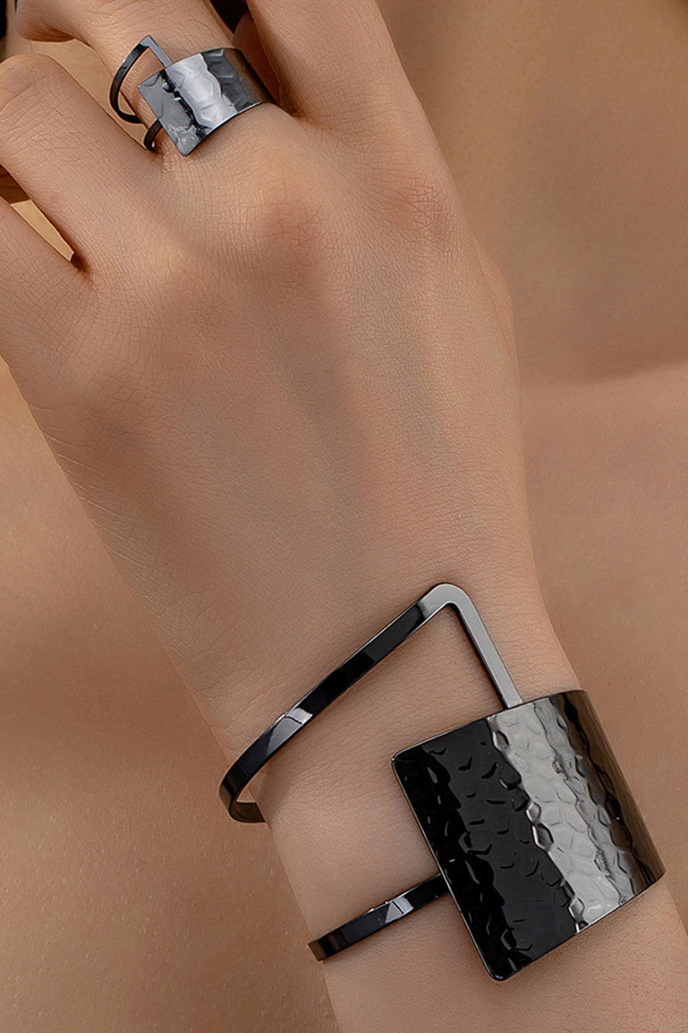 Metallic Sheen Irregular Shaped Open Cuff Bracelet Rings 2pcs Set