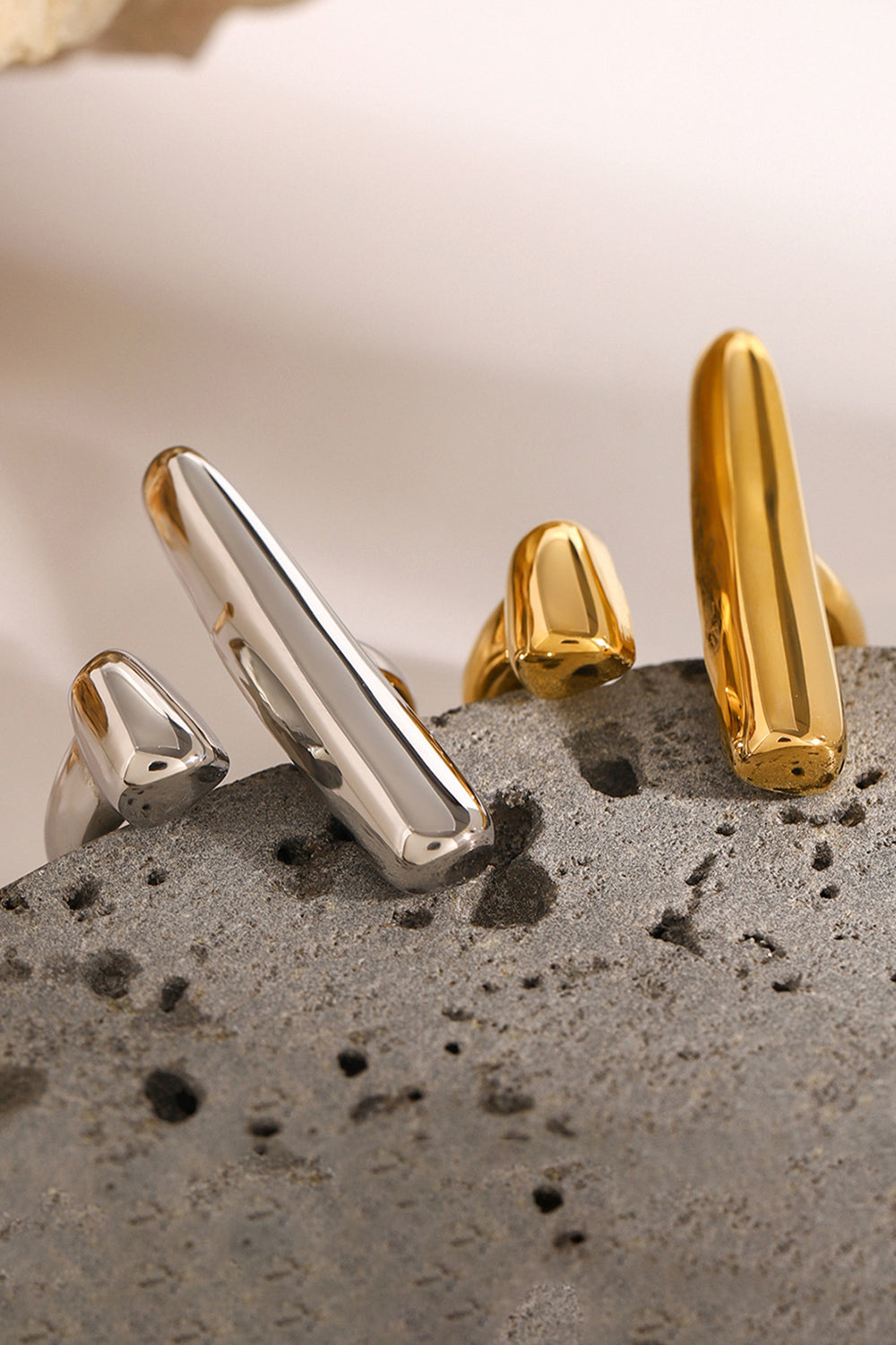 Metallic Sheen Fashionable Asymmetric Open Rings