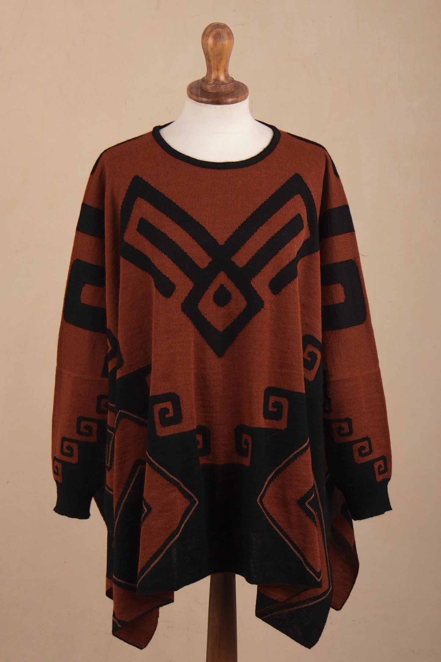 Inca Contrast Black and Russet Alpaca Blend Poncho