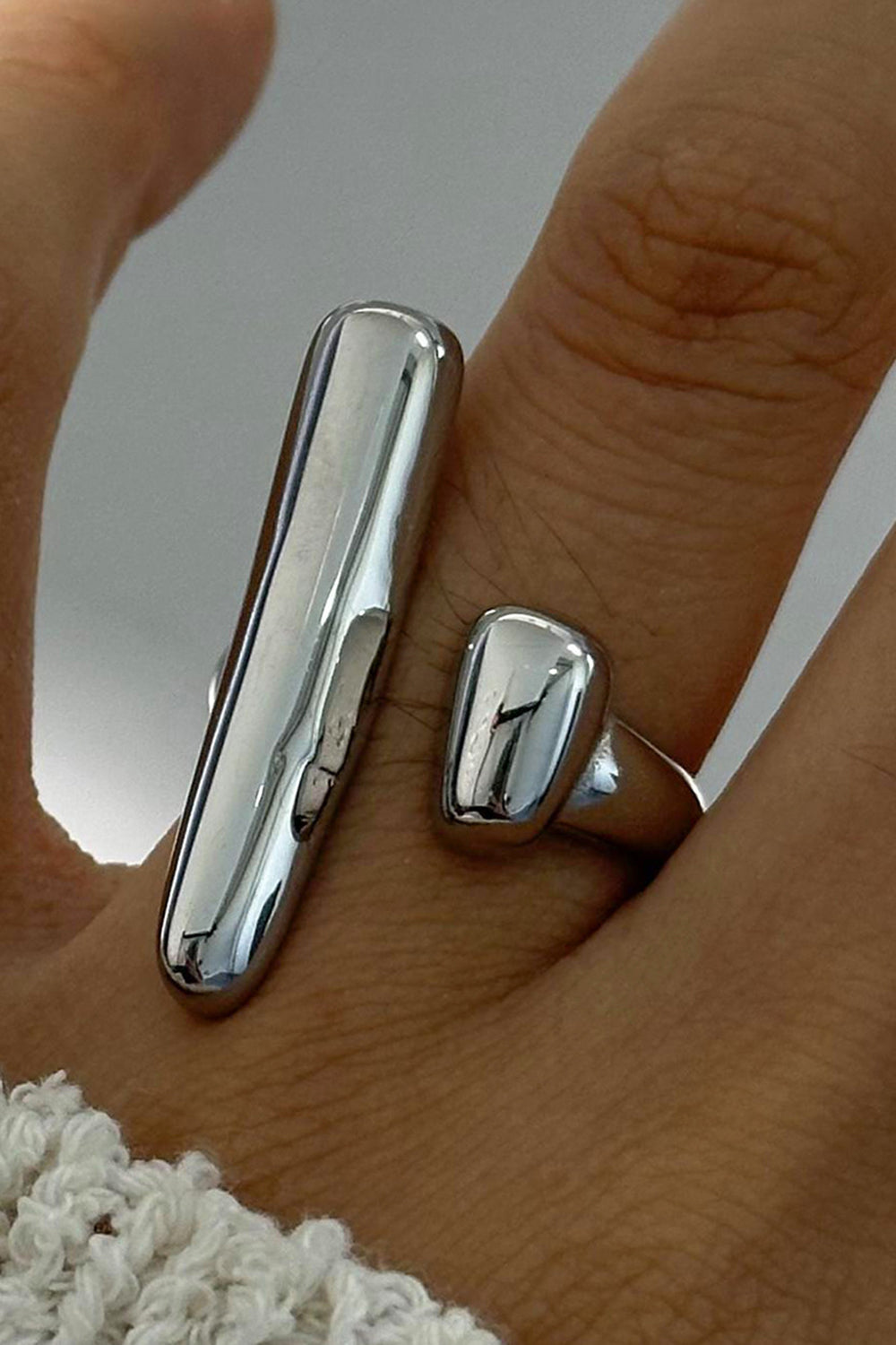 Metallic Sheen Fashionable Asymmetric Open Rings