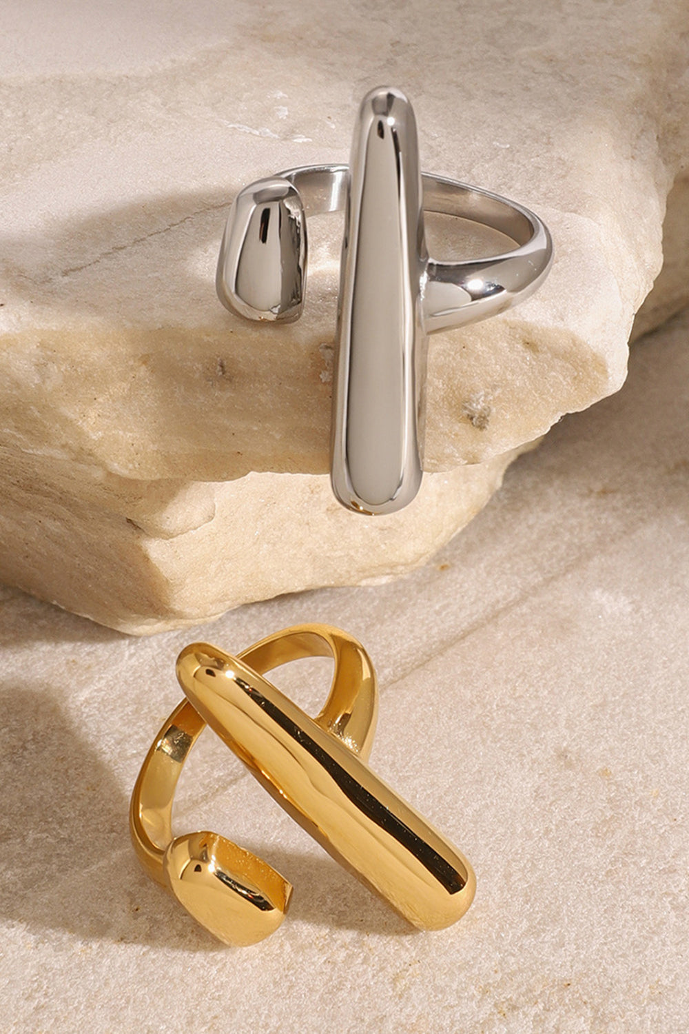 Metallic Sheen Fashionable Asymmetric Open Rings