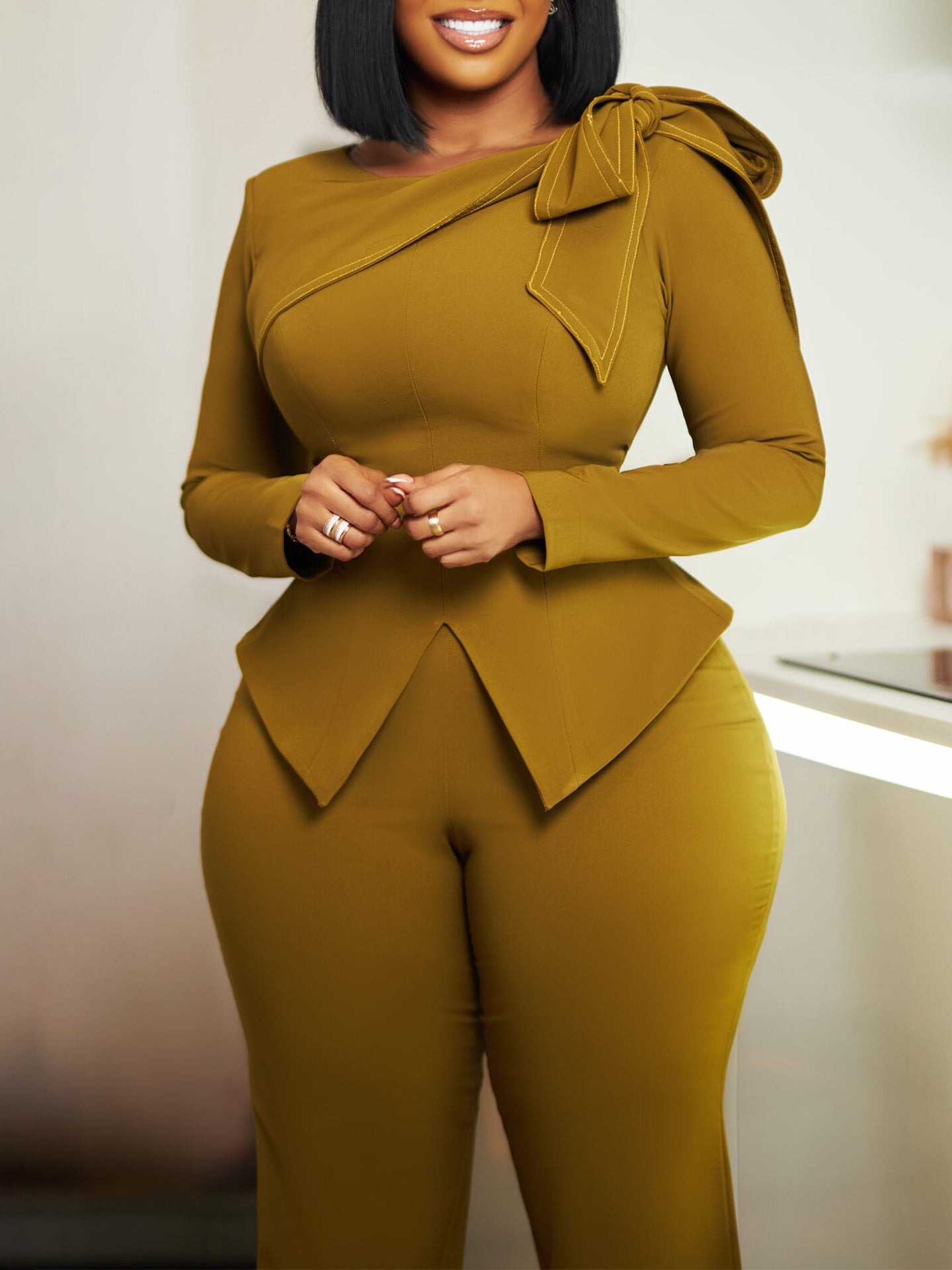Fashion Women's Solid Color Long-Sleeved Top Pants Suit