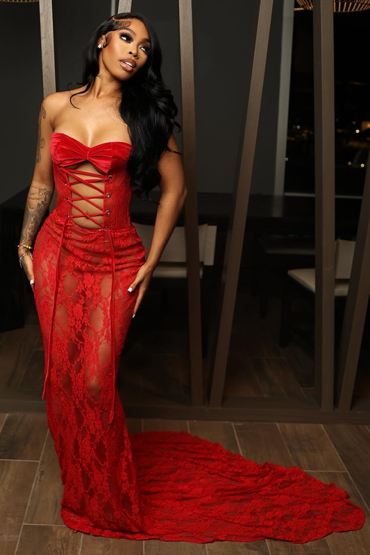 Cutout Front Lace Up Strapless Slim Fit Mermaid Hem Lace Maxi Dresses [In stock]