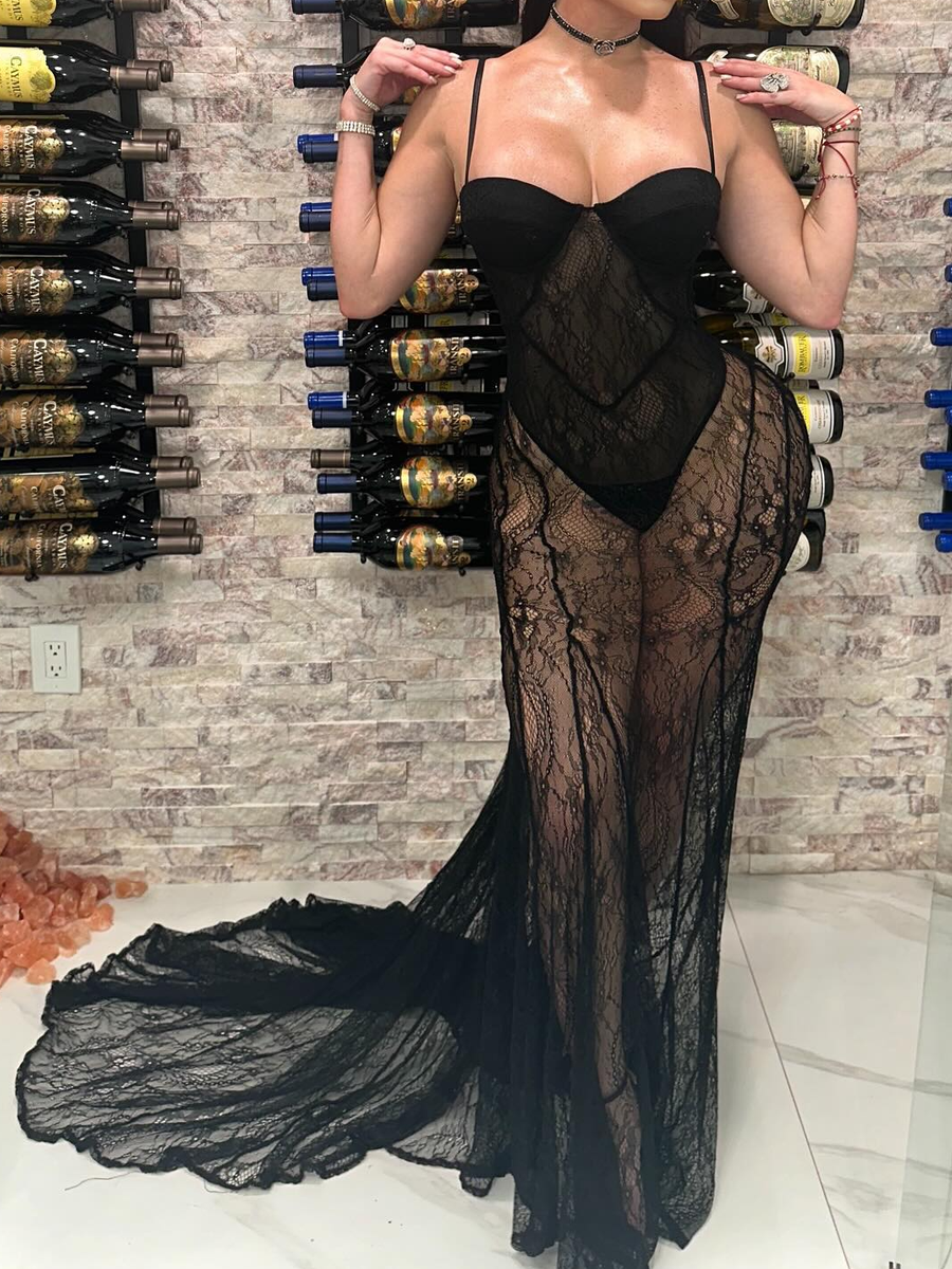 The Stunning Lace Dress