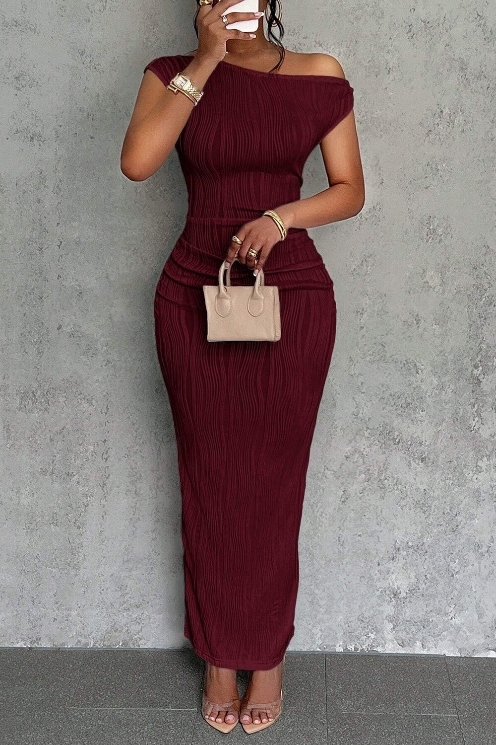 Off Shoulder Sleeveless Wavy Pattern Solid Color Bodycon Maxi Dresses-White