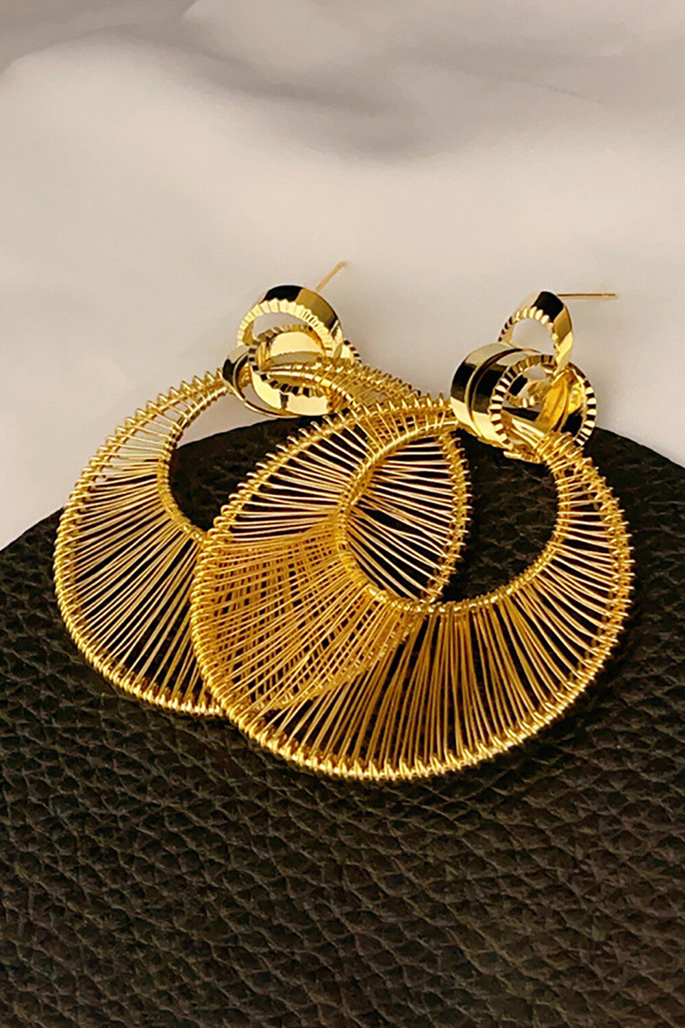 Alloy Cutout O-Ring Pendant Fashionable Dangle Earrings