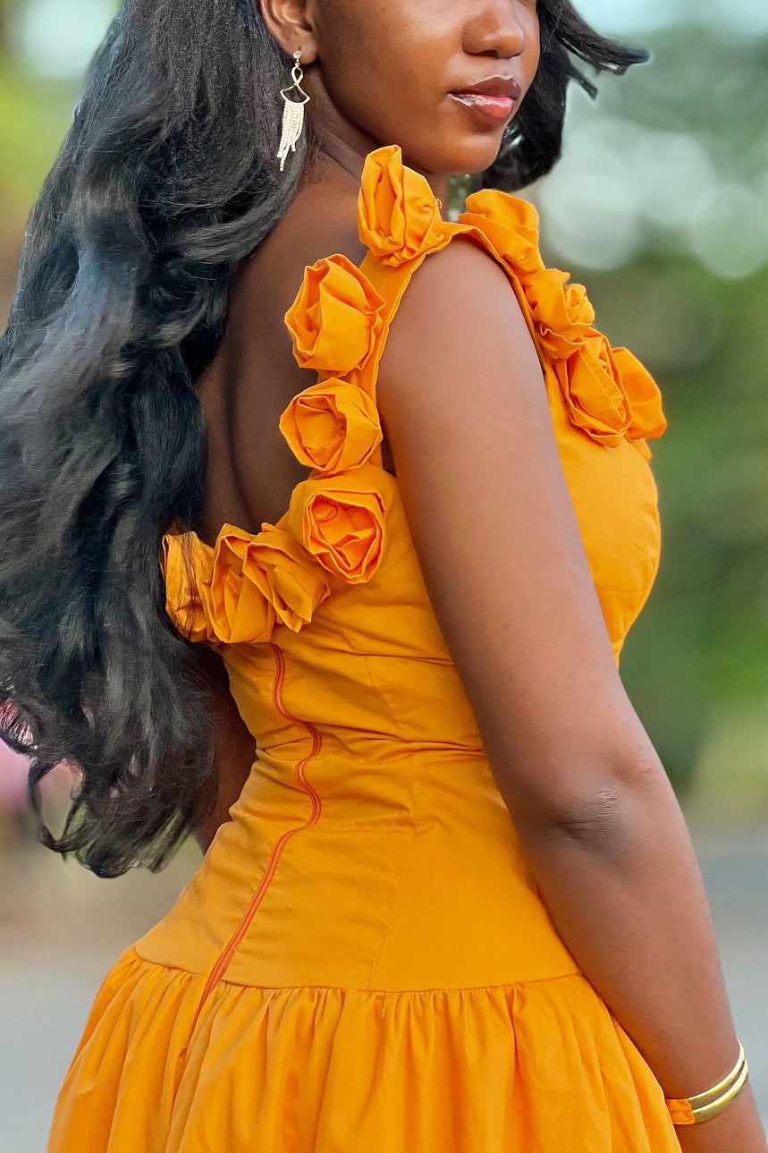 Charming Floral Neckline Pleated Hem Midi Dress
