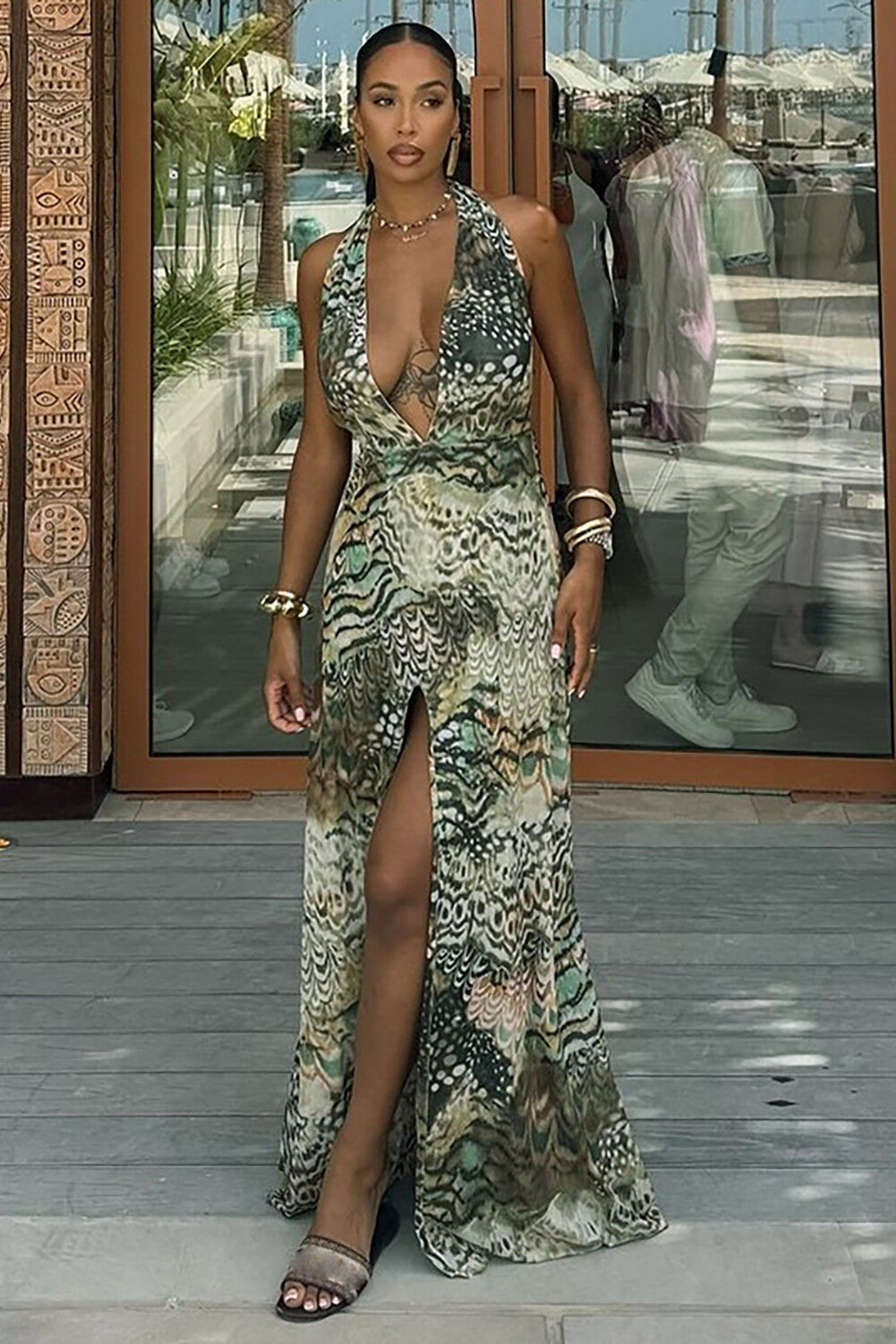 Deep V Neck Slit Hem Mixed Print Halter Maxi Dresses-Green