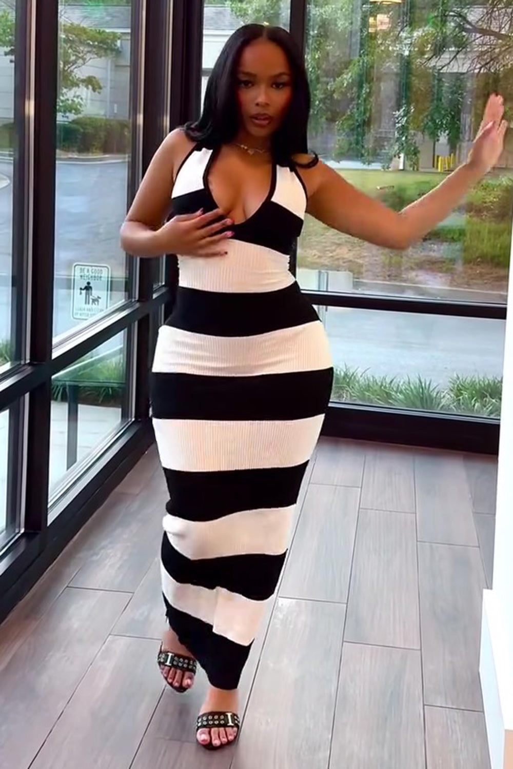 Halter Lace-Up Colorblock Slim-Fit Vacation Maxi Dresses-White [Pre Order]